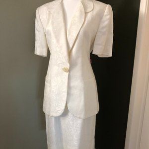 Christian Dior Elegant Vintage Short Sleeve Suit